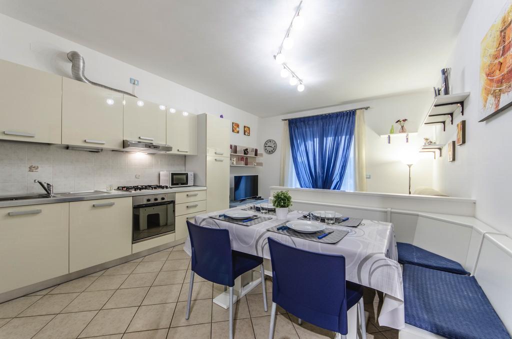 Residence Elisa Piano Terra Con Giardino E Posto Spiaggia Incluso Caorle Pokoj fotografie