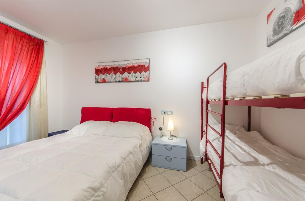 Residence Elisa Piano Terra Con Giardino E Posto Spiaggia Incluso Caorle Pokoj fotografie